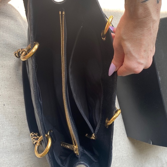 Chanel caviar grand shopping tote - Picture 13 of 17